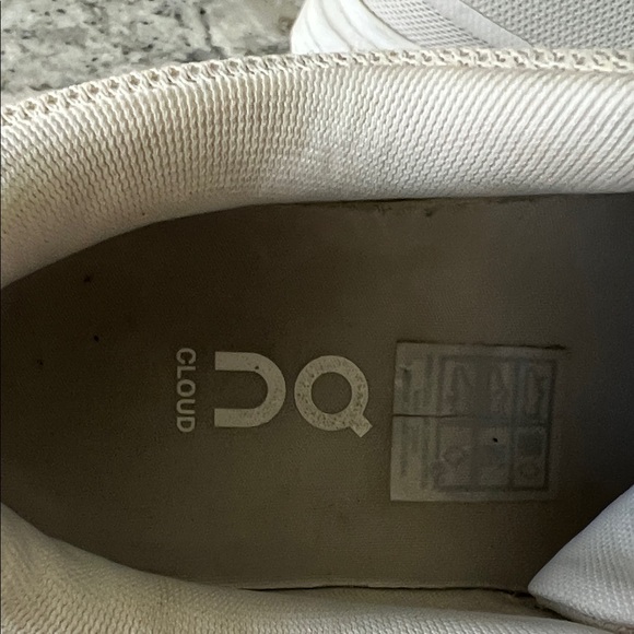 On Running Men's Cream Athletic Shoes - Picture 2 of 7